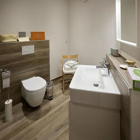 Kuhn Apartment